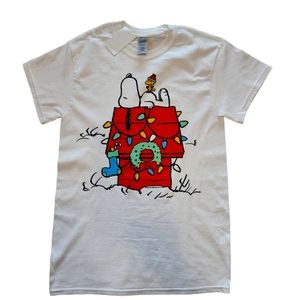 White Snoopy Holiday T-Shirt (AQ1)